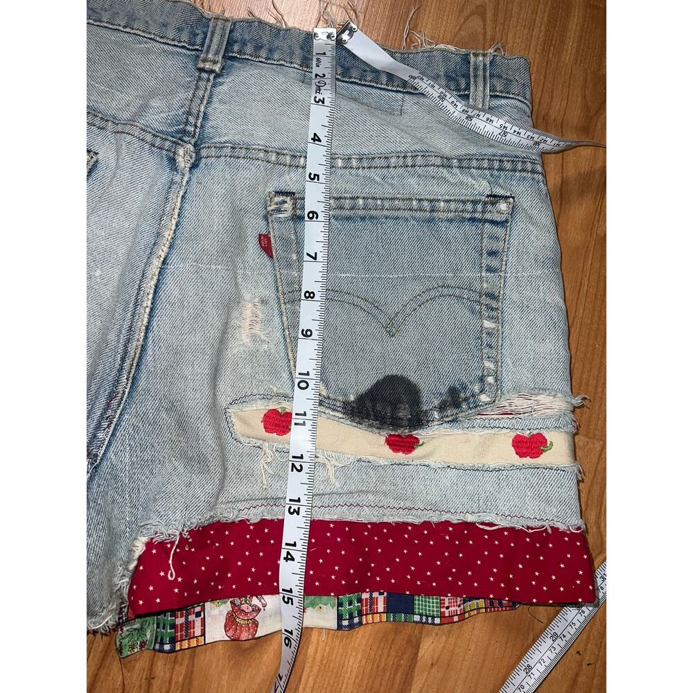 Womens Vintage Levi Jorts Patched Distressed Cutoff Shorts VTG Women Large - Picture 13 of 13